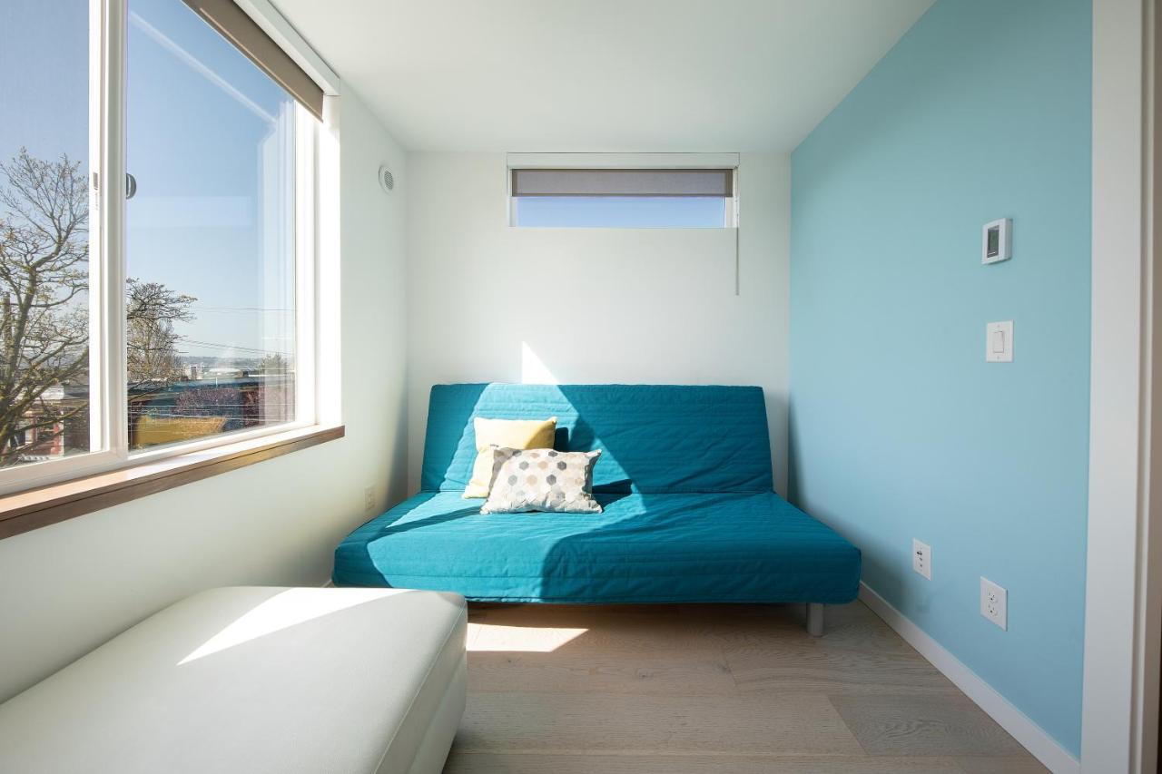 Modern Townhome In Seattle'S Central District With Rooftop Exterior photo